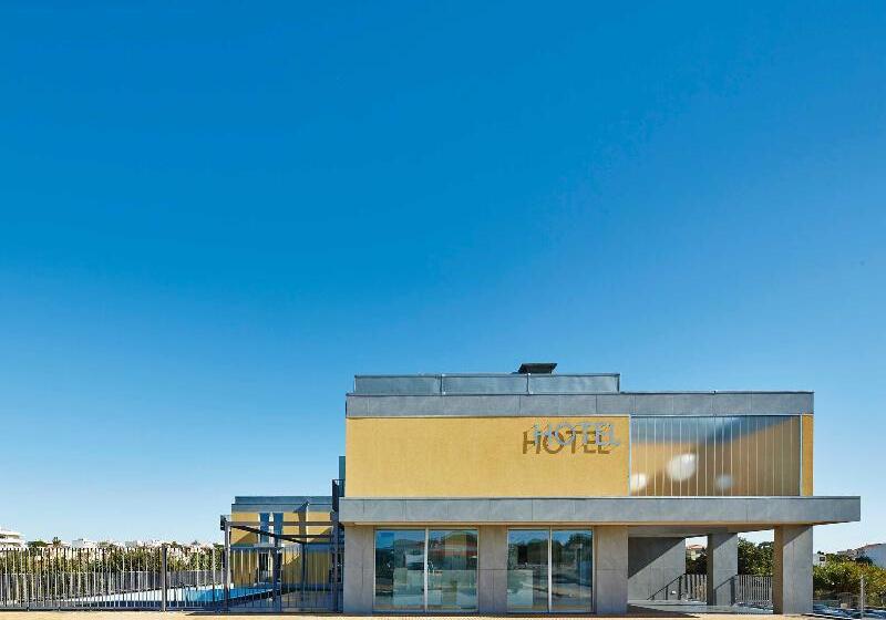 هتل 3k Faro Aeroporto