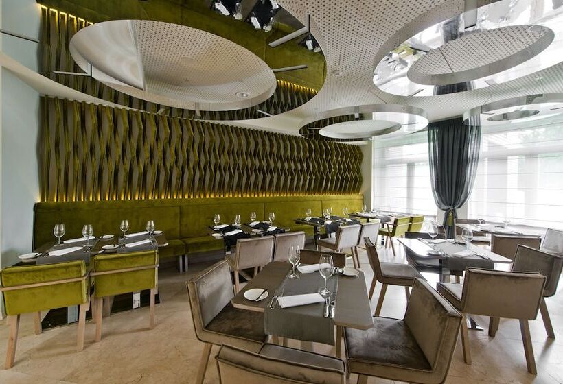 هتل Mana Suites & Sea