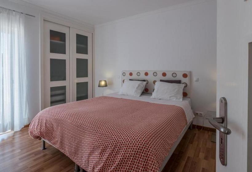 Отель Beach Park Apartments