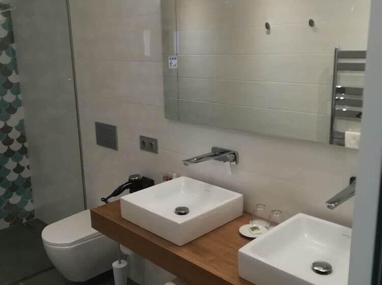 Bennoc Petit Hotel Only Adults