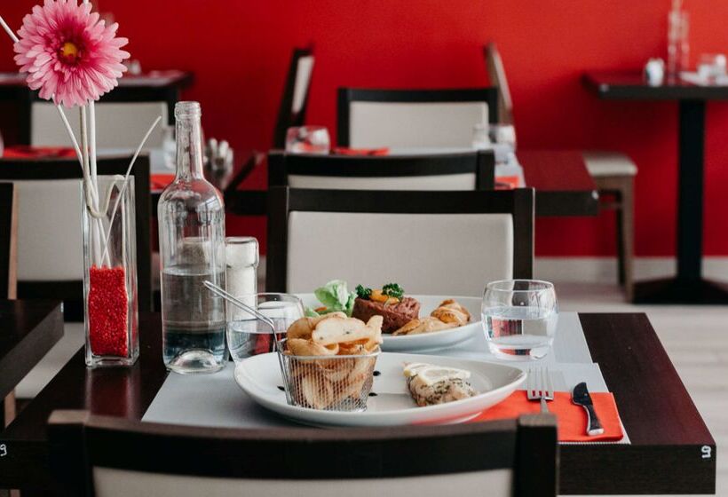 בית מלון כפרי Best Western Hôtel Des Thermes   Balaruc Les Bains Sète