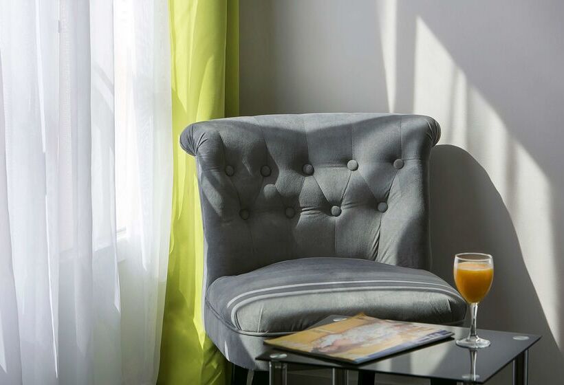 בית מלון כפרי Best Western Hôtel Des Thermes   Balaruc Les Bains Sète