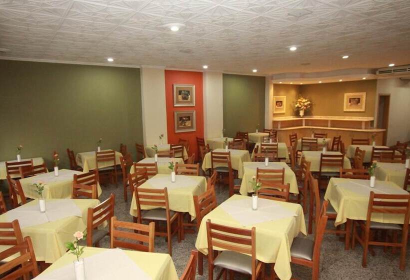 호텔 Blumenau Balneario Camboriu