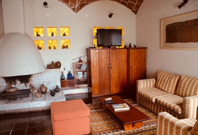 هتل Boutique Huaca Wasi