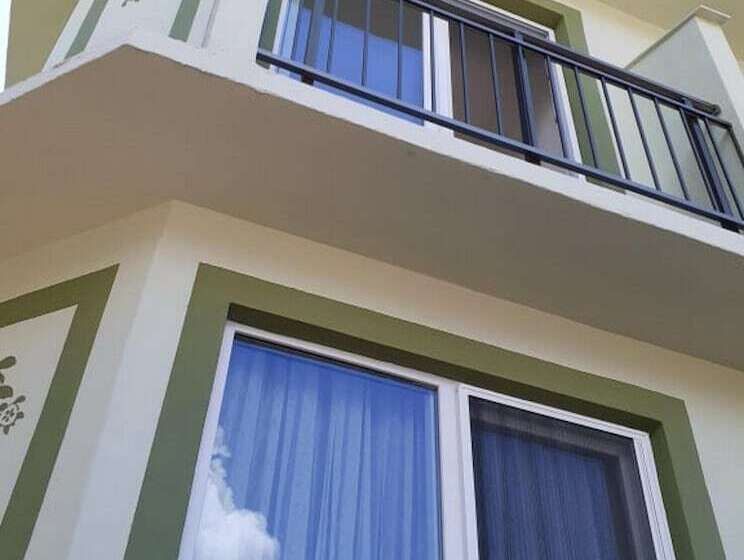 هتل Caretta Caretta