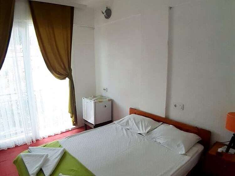 هتل Caretta Caretta