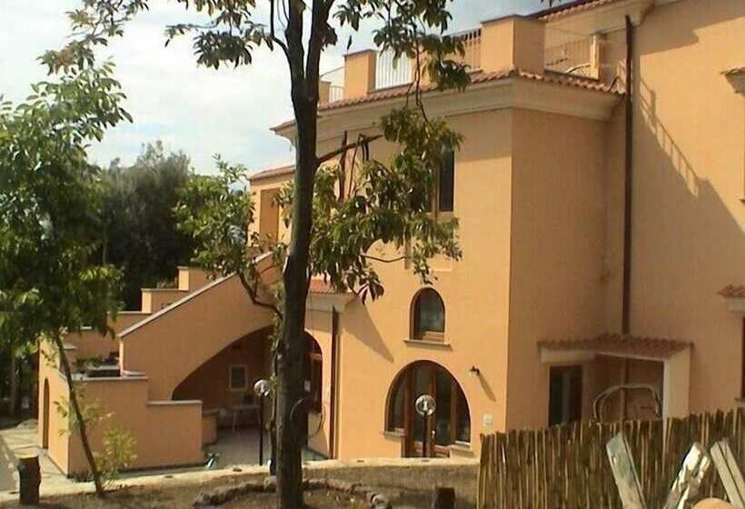 ホテル Casale Nunziatina