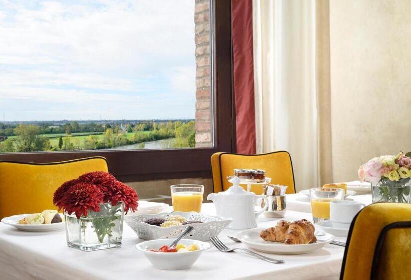 בית מלון כפרי Castello Visconteo