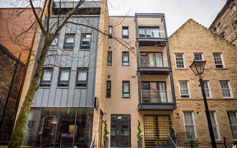 בית מלון כפרי Cheval Old Town Chambers