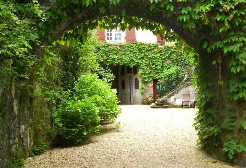 בית מלון כפרי Château D'Urtubie