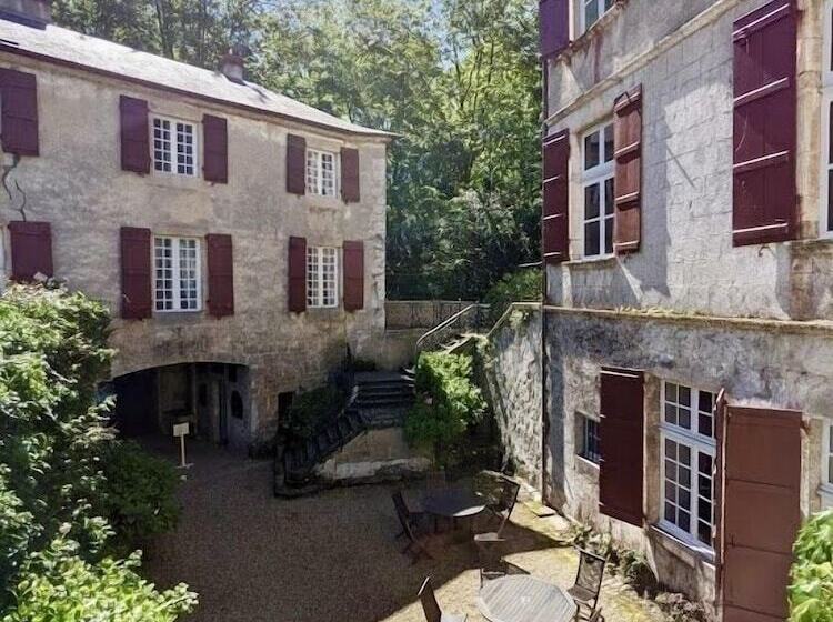 בית מלון כפרי Château D'Urtubie
