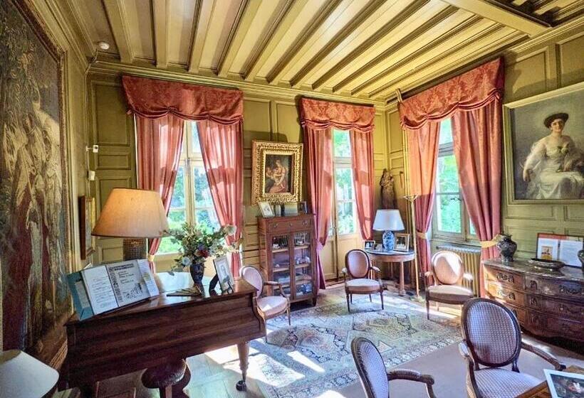 בית מלון כפרי Château D'Urtubie