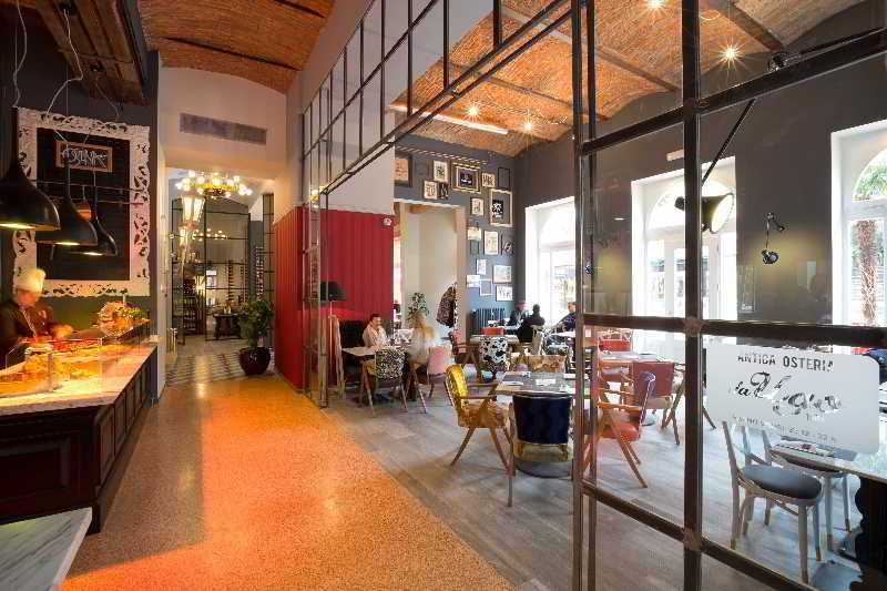 Отель Continental