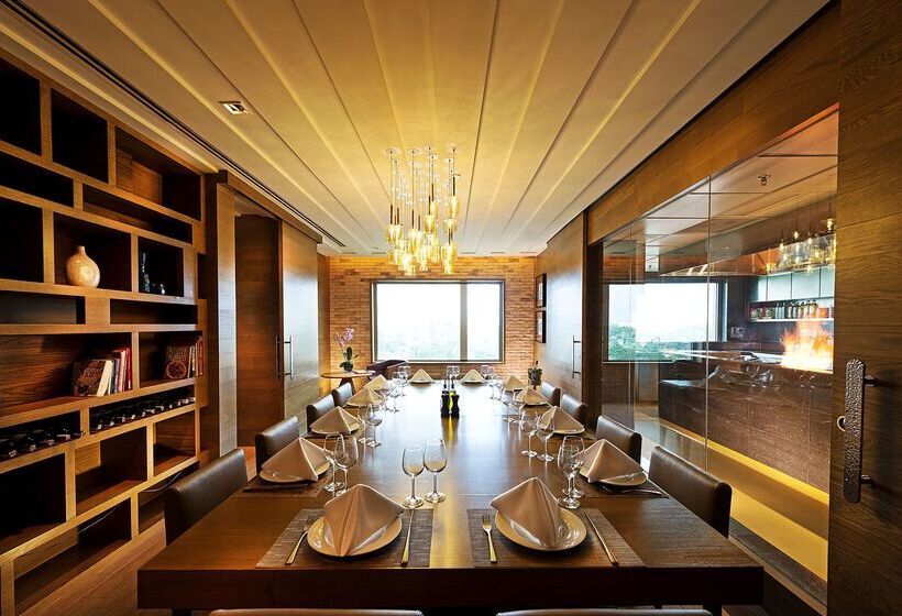 Doubletree By Hilton Hotel Johor Bahru