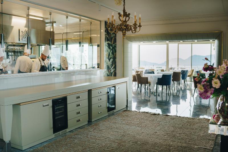 هتل Golfo Dei Poeti Relais & Spa