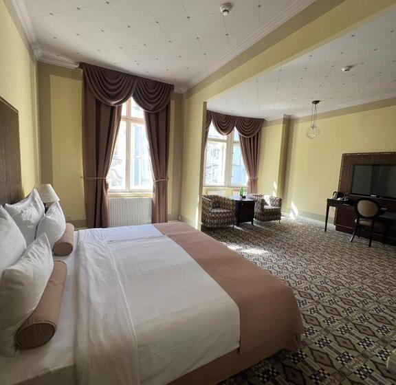 Grandezza Hotel Luxury Palace