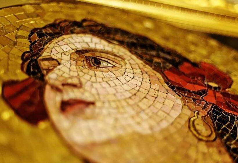 Grandezza Hotel Luxury Palace