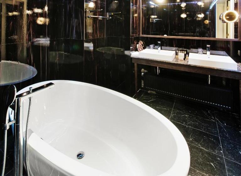 Grandezza Hotel Luxury Palace