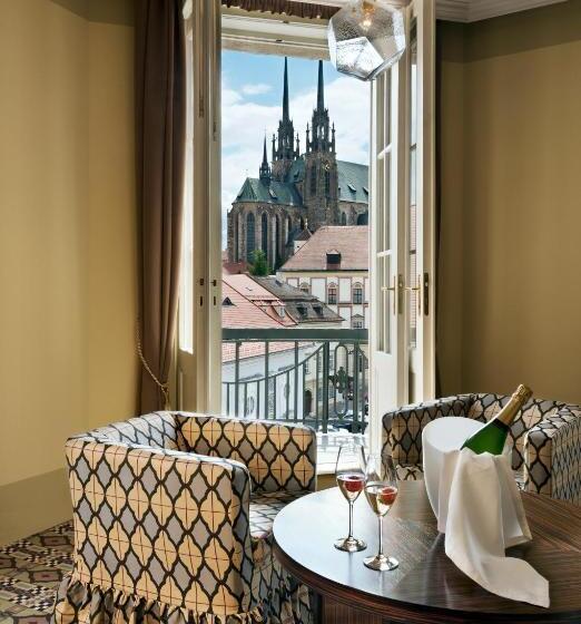 Grandezza Hotel Luxury Palace