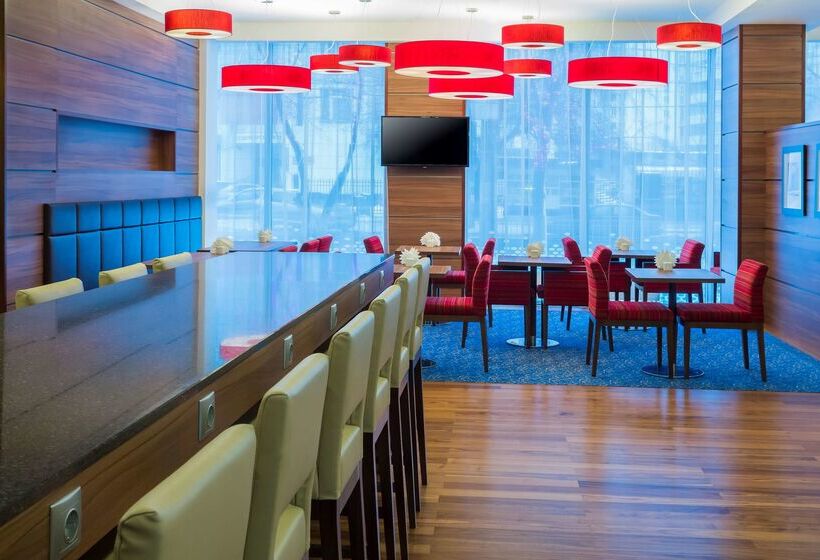 Отель Hampton By Hilton Voronezh