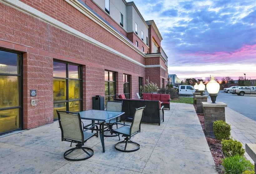 בית מלון כפרי Hampton Inn Detroit/southgate