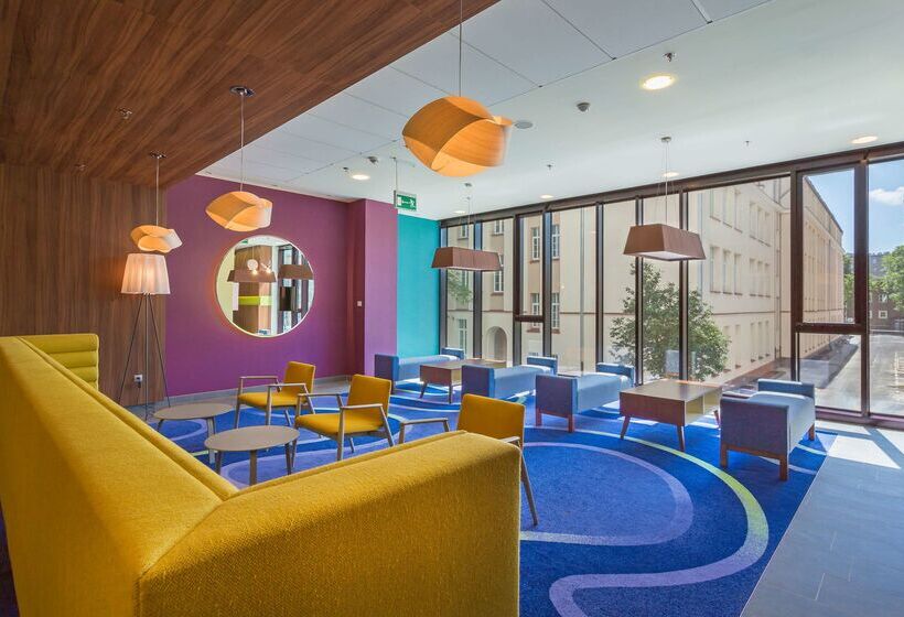 ホテル Hampton By Hilton Warsaw City Centre