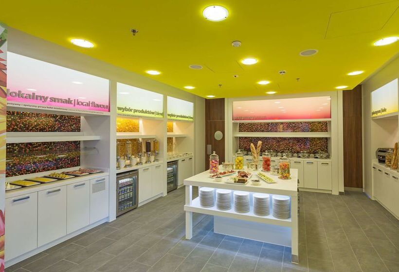 ホテル Hampton By Hilton Warsaw City Centre