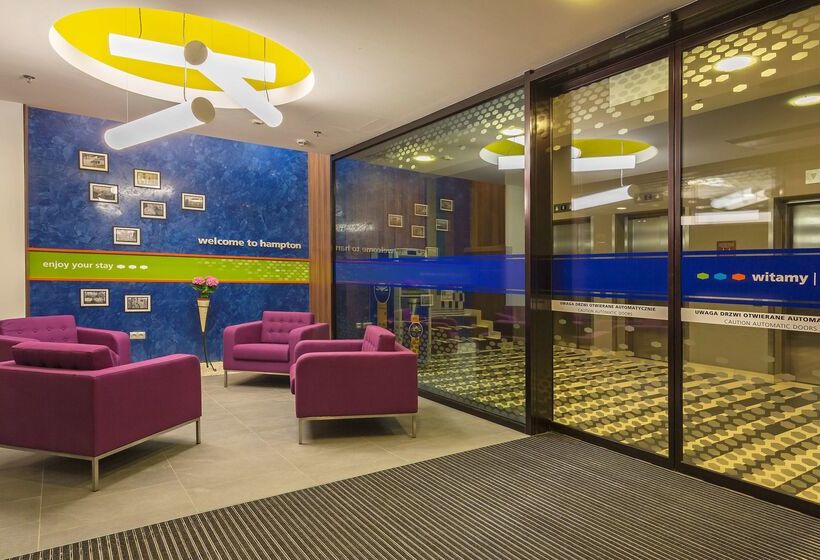 ホテル Hampton By Hilton Warsaw City Centre