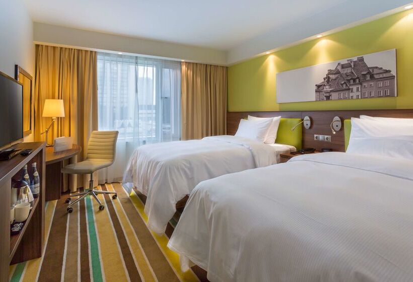 ホテル Hampton By Hilton Warsaw City Centre