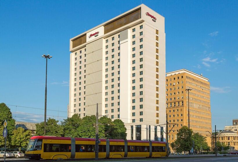 ホテル Hampton By Hilton Warsaw City Centre