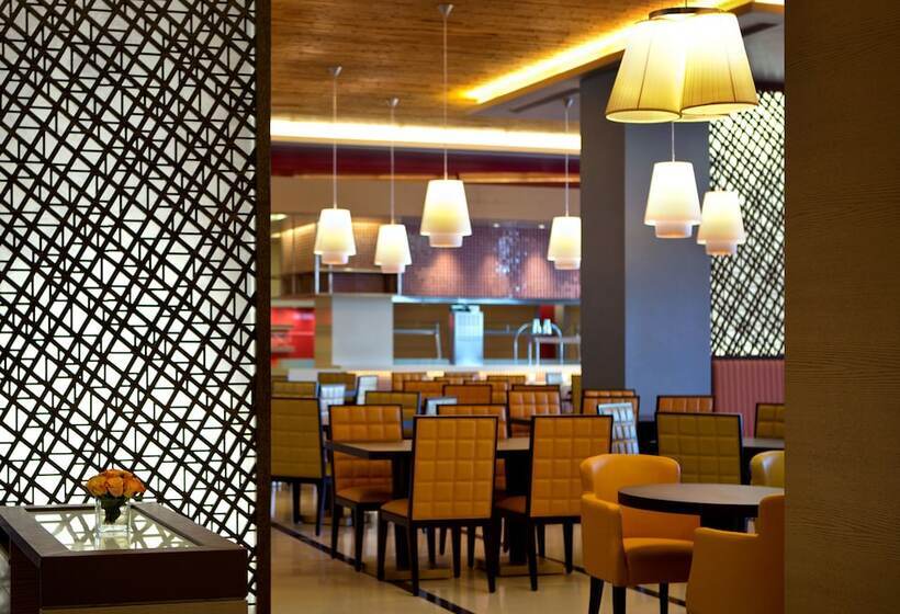 هتل Four Points By Sheraton Al Ain