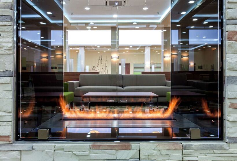 هتل Hilton Garden Inn Moscow New Riga