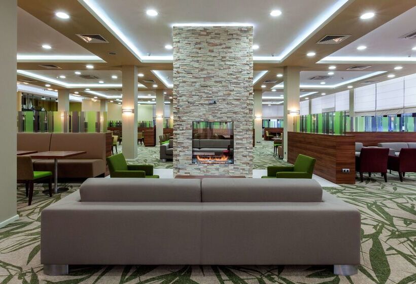 هتل Hilton Garden Inn Moscow New Riga