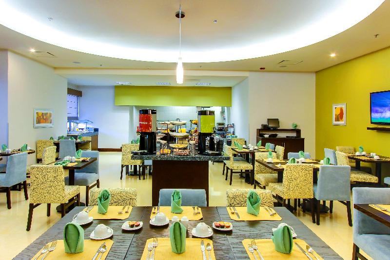 Отель Hilton Garden Inn Queretaro