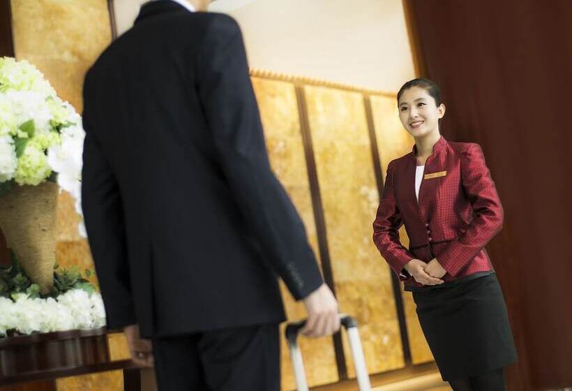 酒店 Howard Johnson Kangda Plaza Qingdao