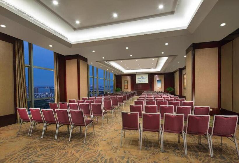 酒店 Howard Johnson Kangda Plaza Qingdao