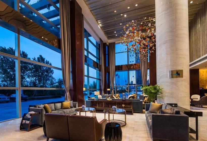 ホテル Howard Johnson Kangda Plaza Qingdao