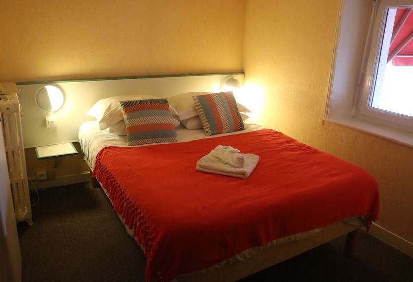 ホテル Hôtel Le Danicheff