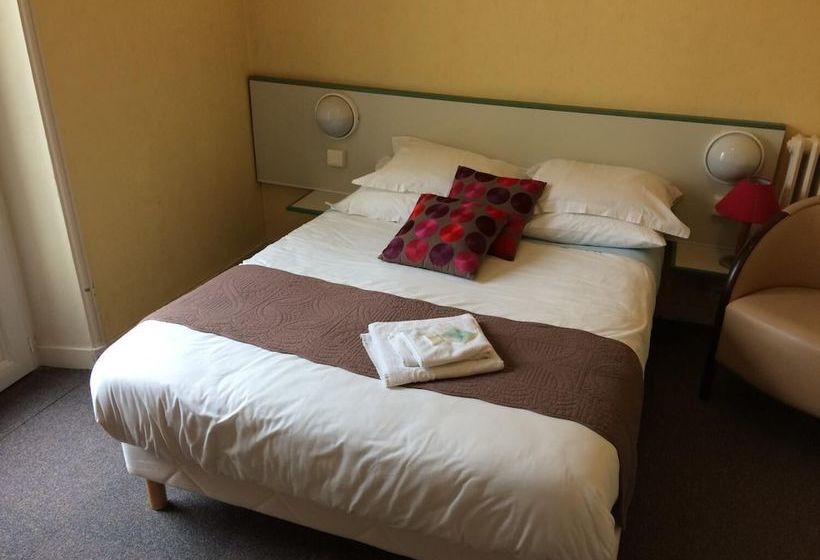 ホテル Hôtel Le Danicheff