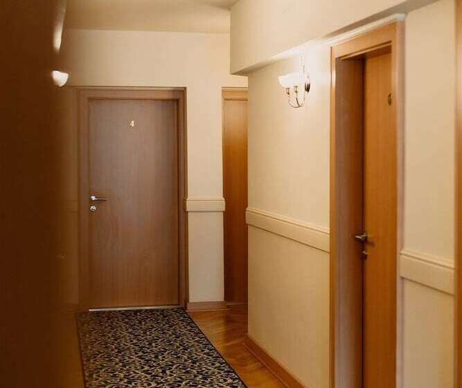 호텔 Korona Pension And Restaurant