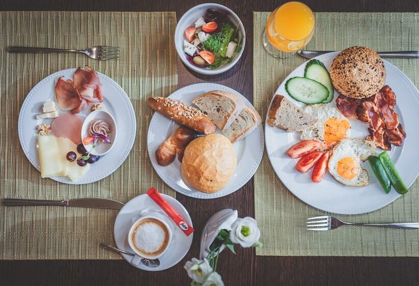 호텔 Korona Pension And Restaurant