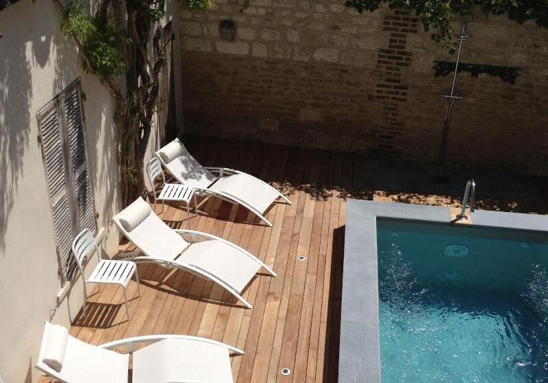 Отель La Maison De Rhodes Le Champ Des Oiseaux