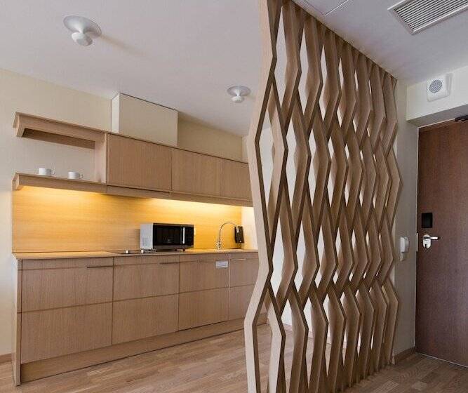 هتل Mana Suites & Sea