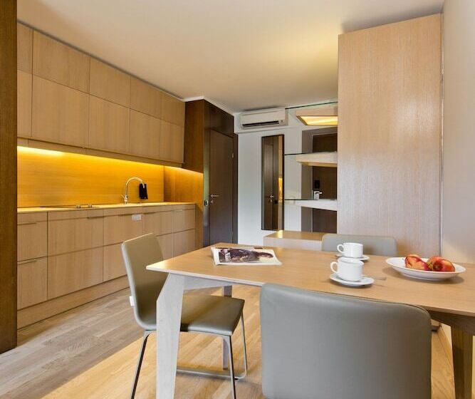 هتل Mana Suites & Sea