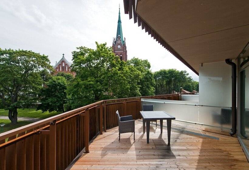 هتل Mana Suites & Sea