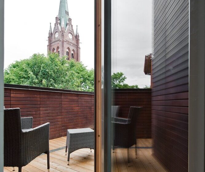 هتل Mana Suites & Sea