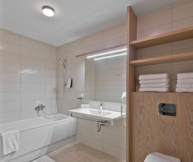 هتل Mana Suites & Sea