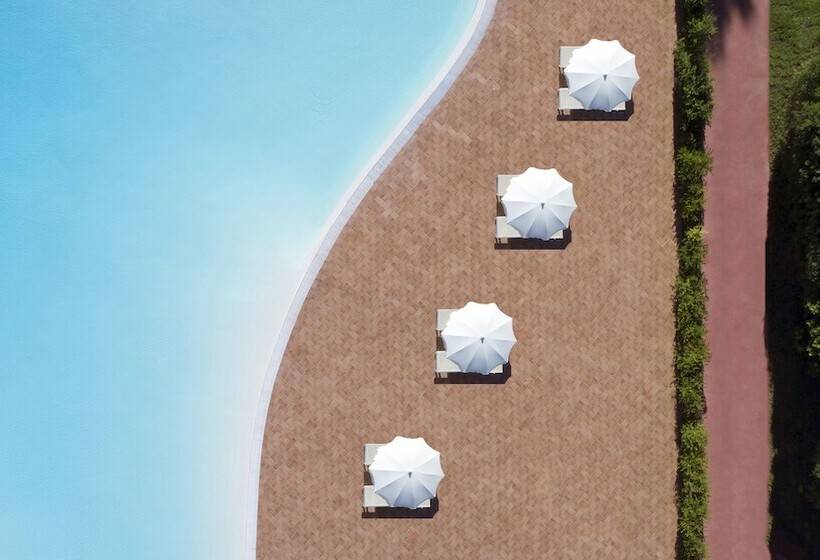 בית מלון כפרי Marina Torre Navarrese Resort