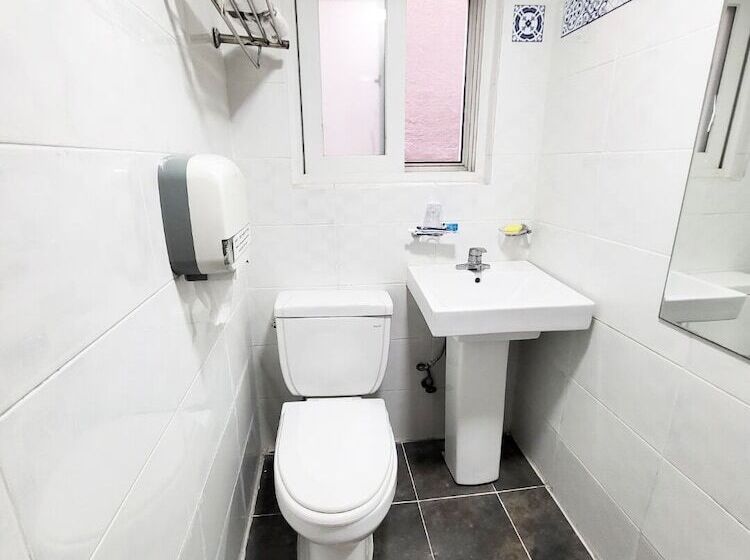 酒店 Nampo Hill Guesthouse