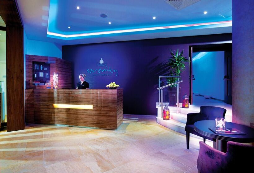 בית מלון כפרי Olympic Lagoon Resort Paphos